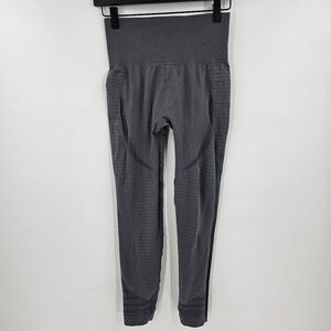 Gym workout leggings small gray contour high waisted